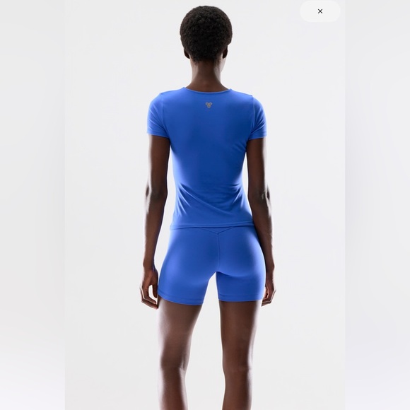 Aritzia BUTTER Essential T-Shirt | Jazz Blue - Picture 4 of 8